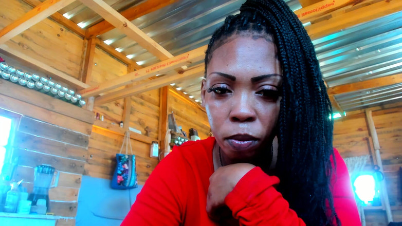 AnalEbony: 屁股崇拜和舔，由饥渴的变态...