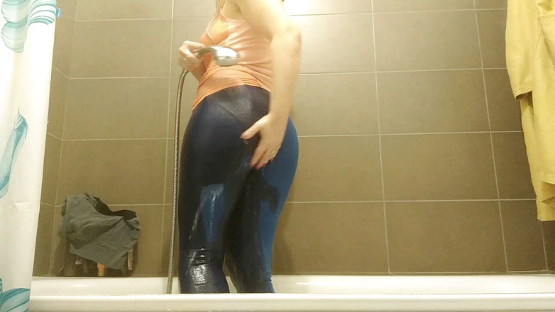 RavenBigAss: Wetlook nach der treppennassen