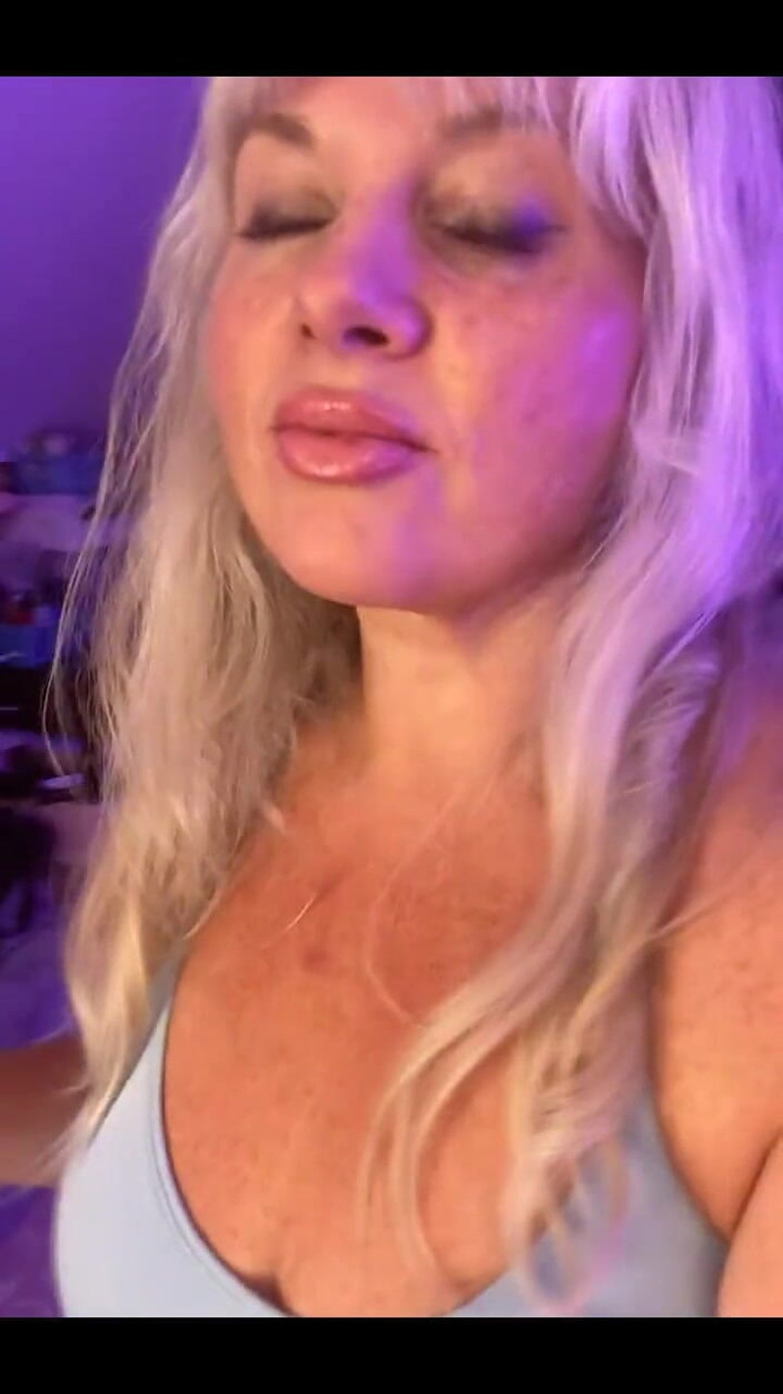 PaintedRose Taboo Femdom Fetish MILF: Bts 토요일