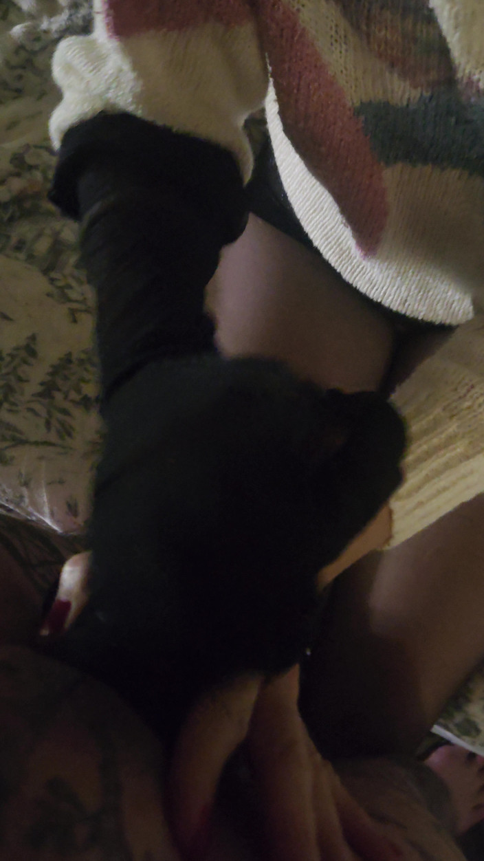 Goode Girl: Brava Ragazza Gioca Con Il Cazzo E Le Palle Di...