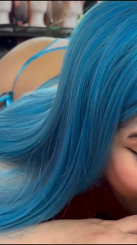 Girl Is Getting Ready to Break Her Ass