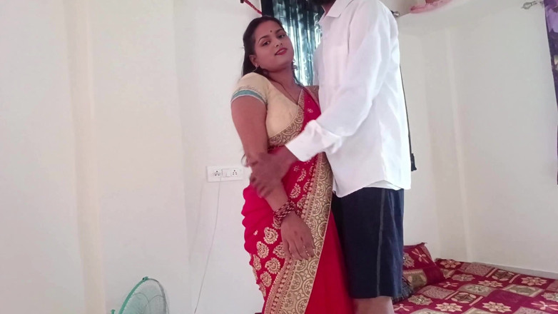 Riyagueen: The Electrical Shop Owner Came to Riya Bhabhi's House to...