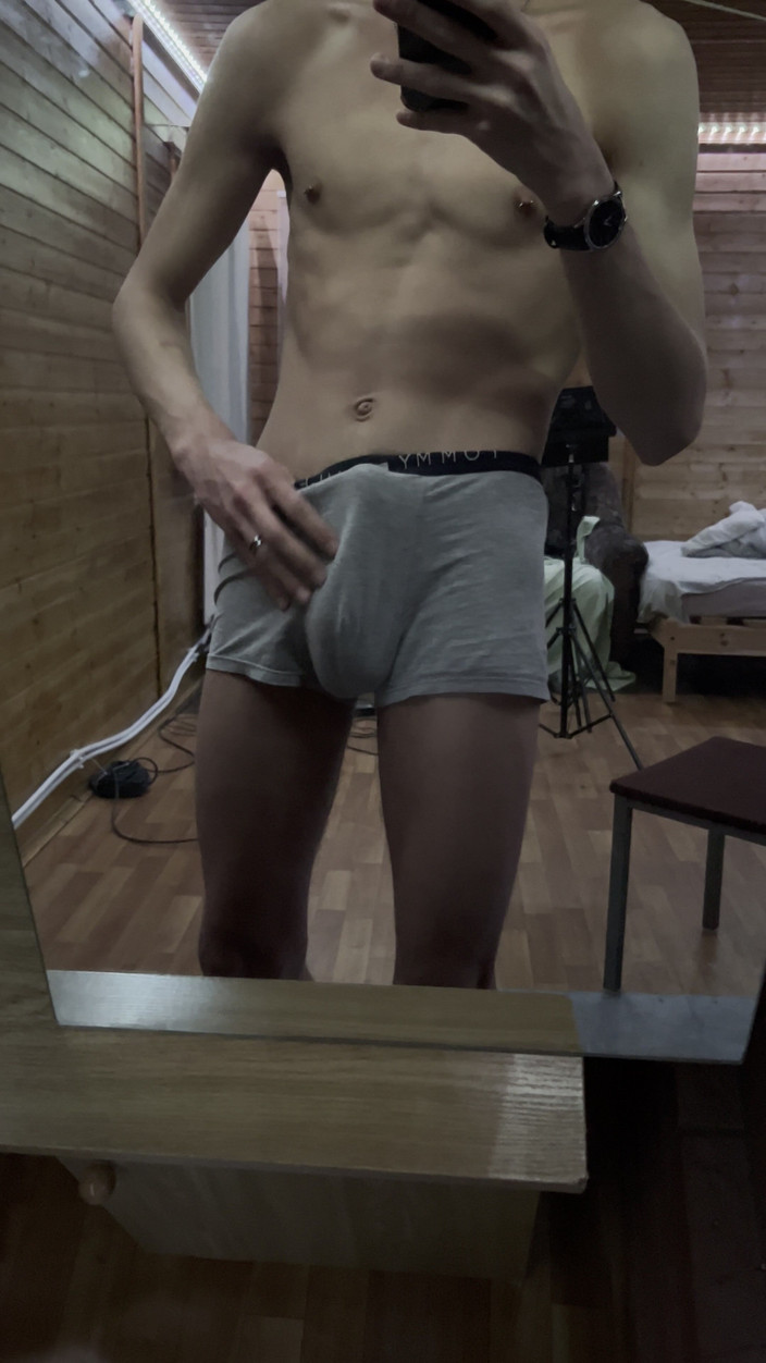 Maksim Lopukhov: आईने के सामने बड़ा मोटा लंड हिलाना