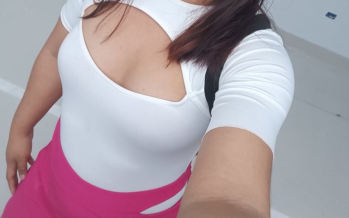 Samy24: Femeie peruviană cu un cur frumos