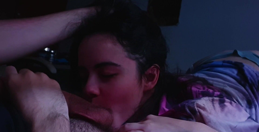 Sarahroomie: Chúng tôi cần dừng quay phim, bởi vì ai đó bắt đầu...