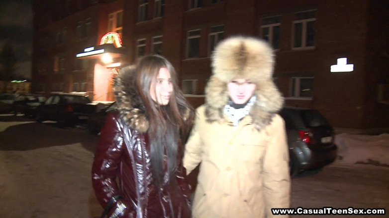 Casual Teen Sex: Cutie gets cold and gets fucked