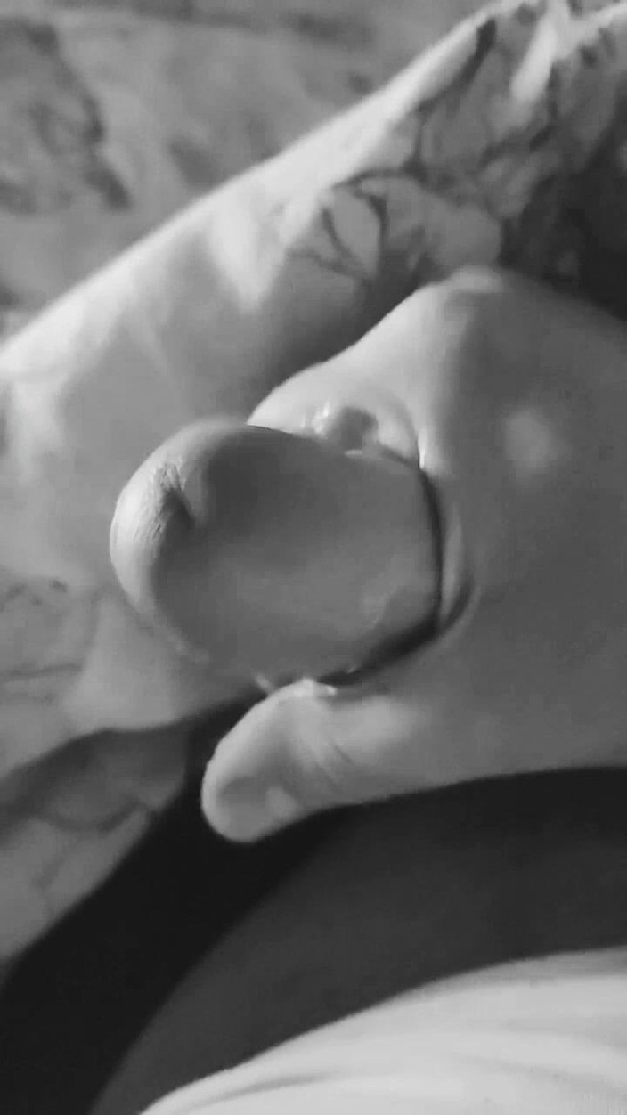 BB inneuhier: Oglądanie porno, podniecenie