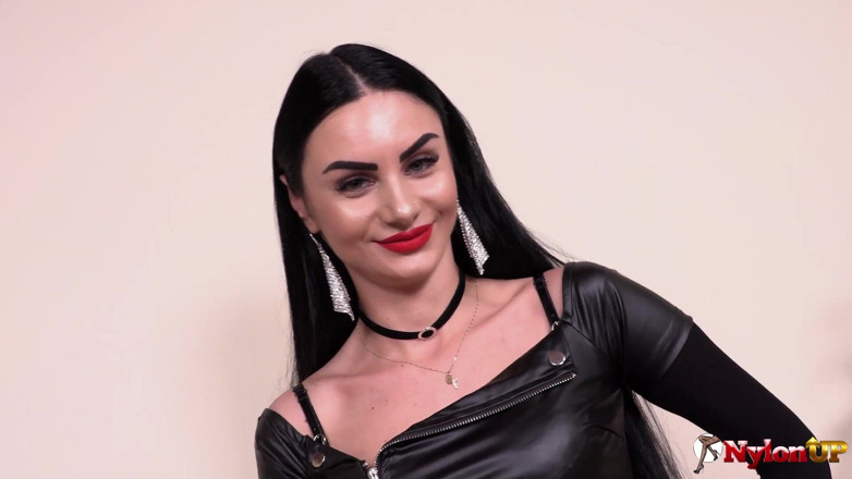 FootFetish Girls With Sex Toys and Nylons: Dazzlingly Beautiful Goddess Ambra Likes Edging You