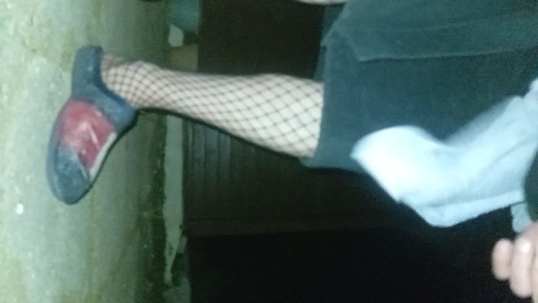 Littledragon33: 娘娘腔荡妇屁股插入我的菊花