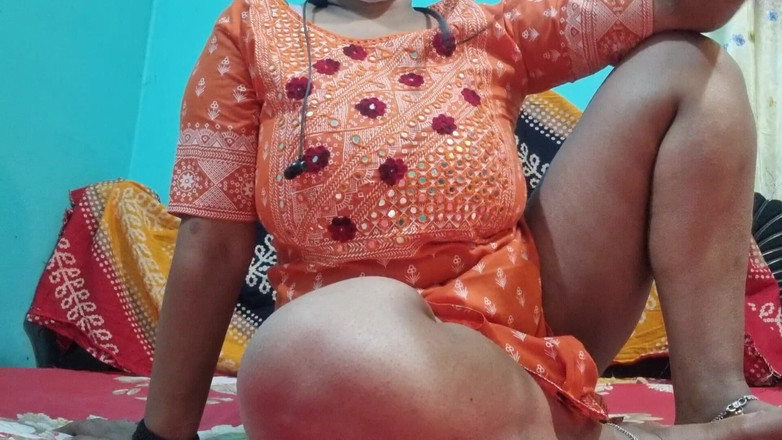 NilaRani693: Moments doux en solo