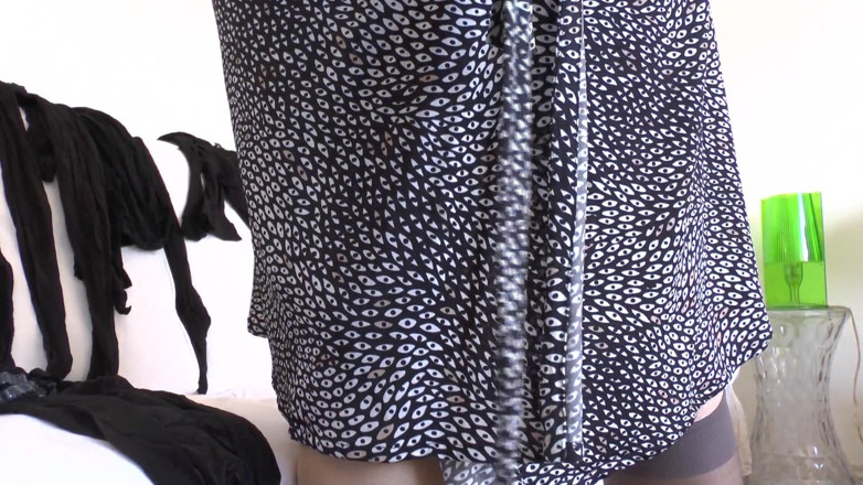Lady Victoria Valente: Now You Will Be Milked Hourly in the Milking Room!...