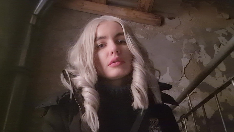 Faith Eros: मेरी जोर से नाक उड़ाने से पड़ोसी जाग गए