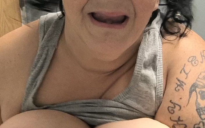 HerculesnVENUS: Je tak zatraceně ošklivá a třela si Klitoris Fasty