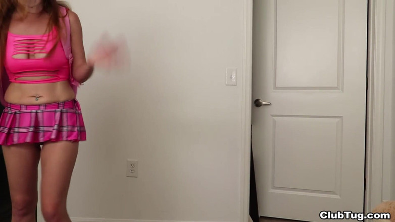 Club Tug: 她毁了我的高潮