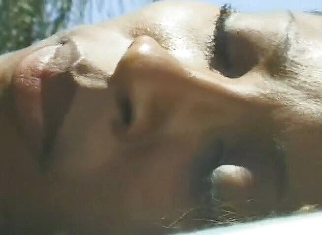 Black Jass: 黑婊子和她的主人在游泳池里做爱