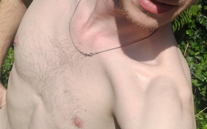 Kyle Bronski: Prima volta in profondità con l'ex ragazzo che succhia un...