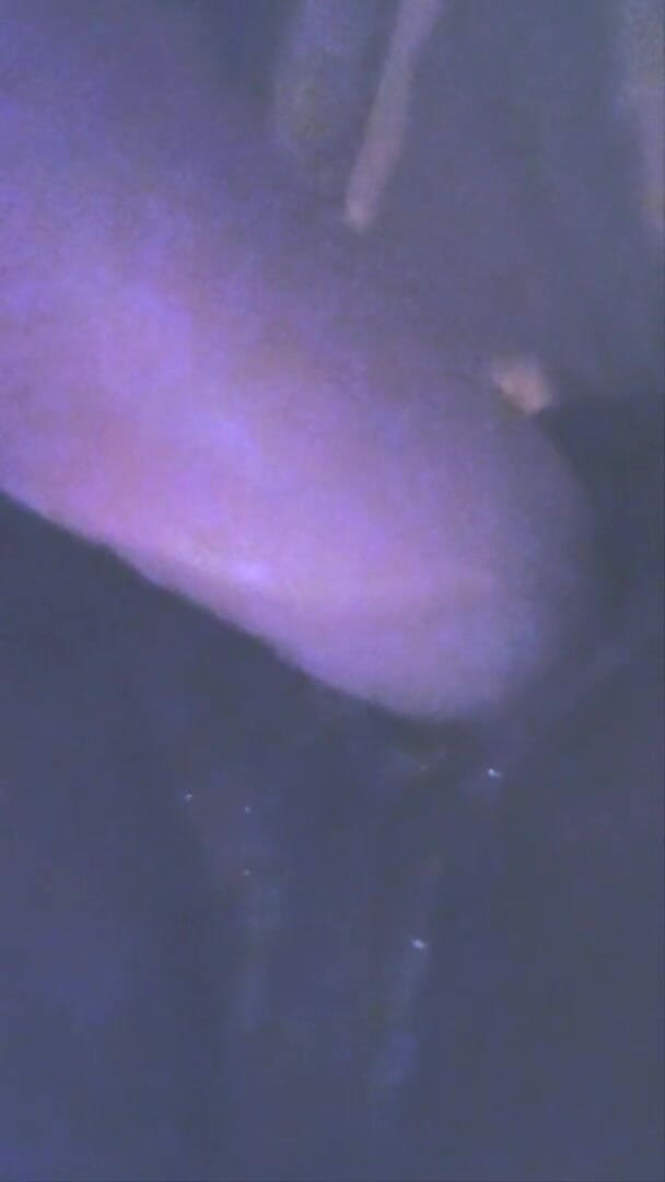 Sir sucks a lot: Un dildo bianco mostruoso mi fa schizzare come una cagna