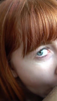 Hannah grace versucht ihr bestes, um einen bbc in den hals zu kriegen
