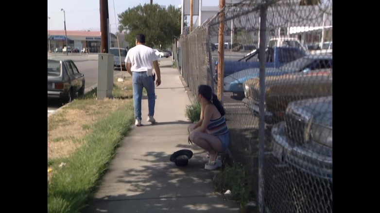 Pornobello: Una Brunetta Arrapata E Dal Culo Morbido E Rotondo Viene...