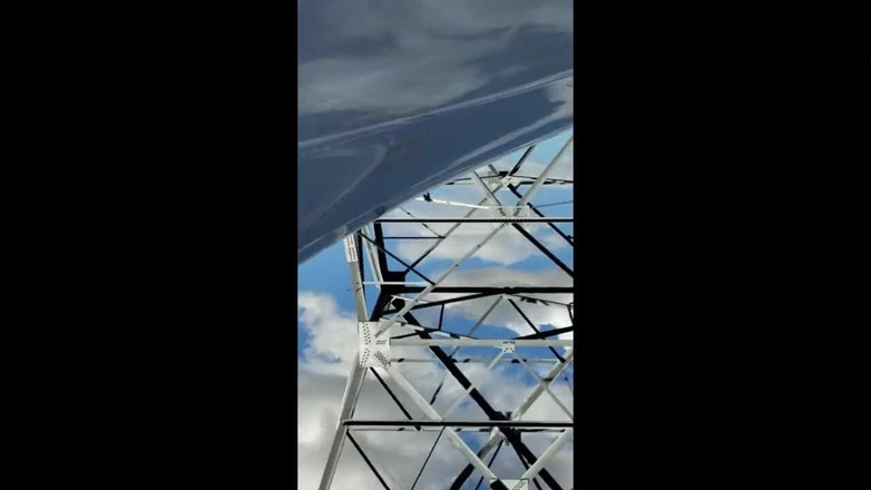 Kennie Jai: Złowionych! Kennie Jai sika na deser i zostaje złapany!