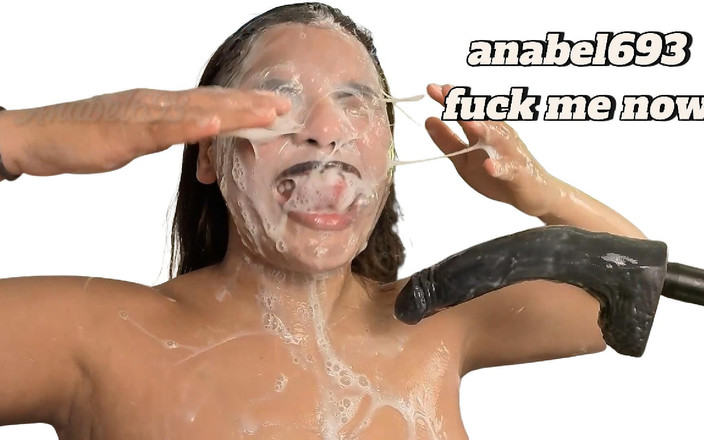 anabel693: クローズアップのディープスロートでのダーティプレイ