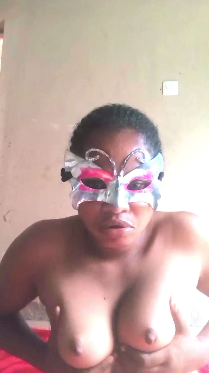 Lovelee: African Woman Touching Her Pussy