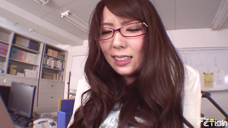 Pure Japanese adult video ( JAV): 자지를 빨아주는 일본 밀프