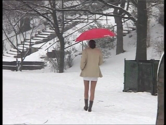 All about pee: Solo Pee Girls - Sexy Olga outdoor pissing