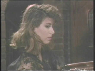 Old Good Porn: Une bombasse sexy aux seins gais se fait lécher sa...