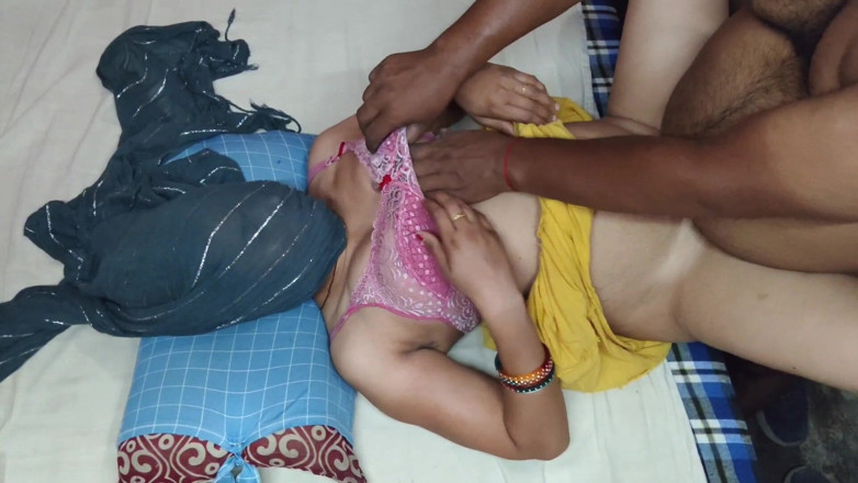 Meenu raj: Desi Couple