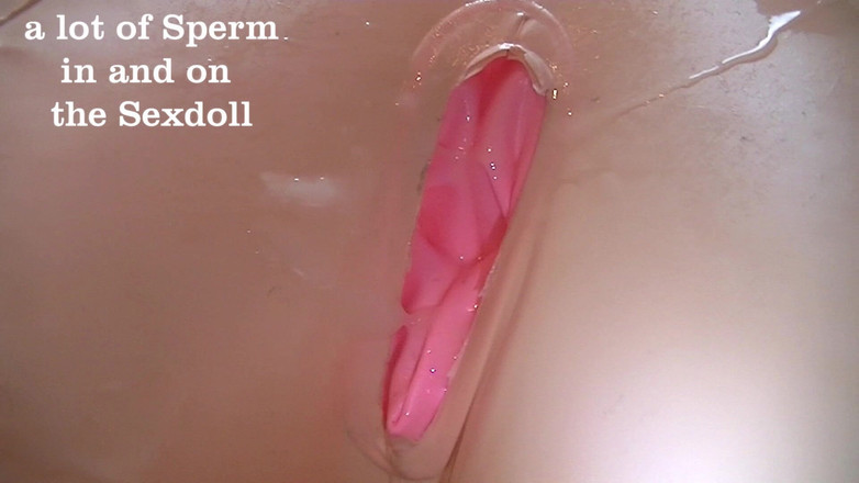 Mark Hannes: Boneca sexual fode masturbação em meias brancas