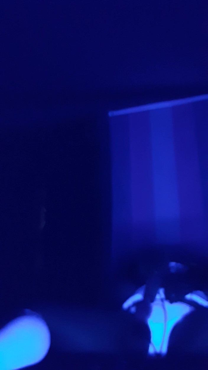 Roxxie rae page: Самосвязывание черного света