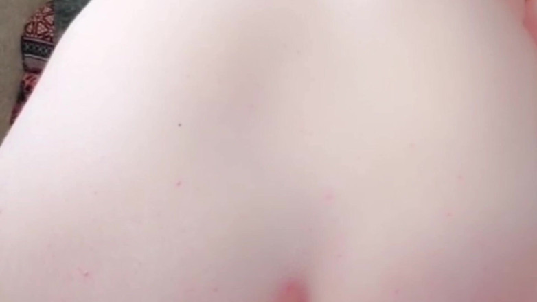 Kitty_Cross: Sedím jako dáma, hraju si jako zrůda