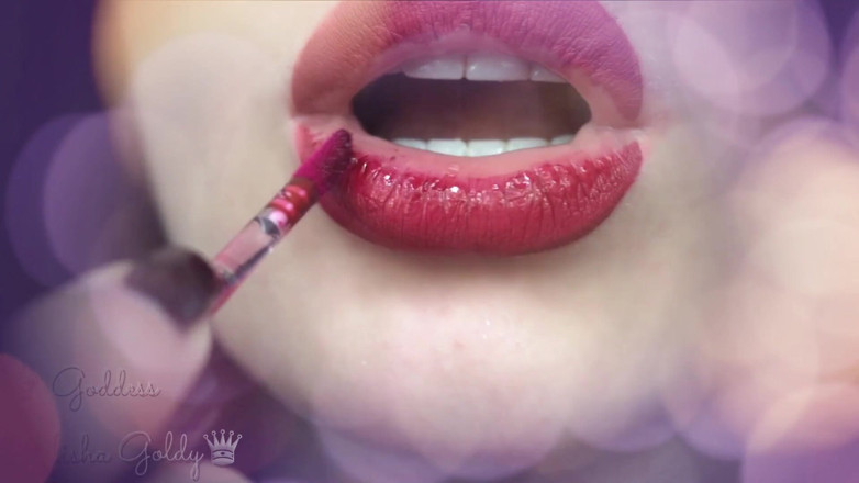 Goddess Misha Goldy: My mesmerizing smoking lips are all that you need!