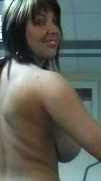 Kora Kryk Hard Exercise at Gym