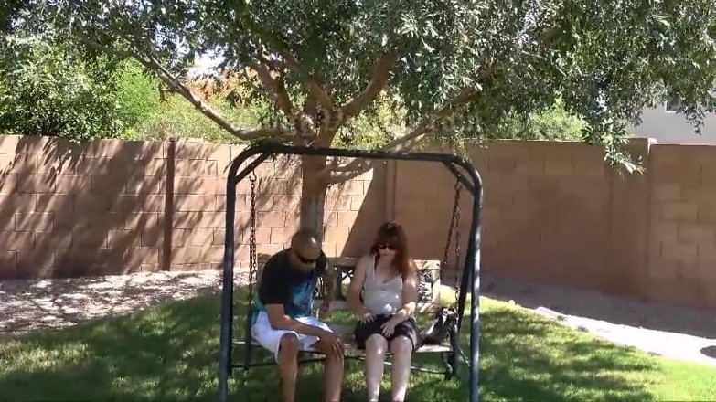 DoggVision: Success online meetup leads to blowjob
