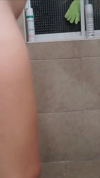 Golden Shower with Sara Blonde