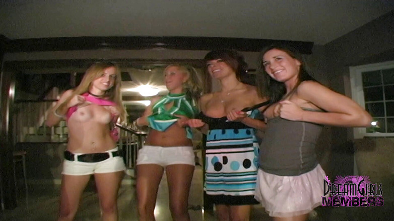 Dream Girls: Le ragazze della festa fanno esibizionismo a casa mia prima...