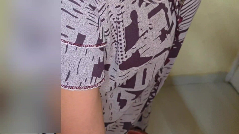 Sexy baby girl: Gas Delivery Boy Se Chudai Karwai