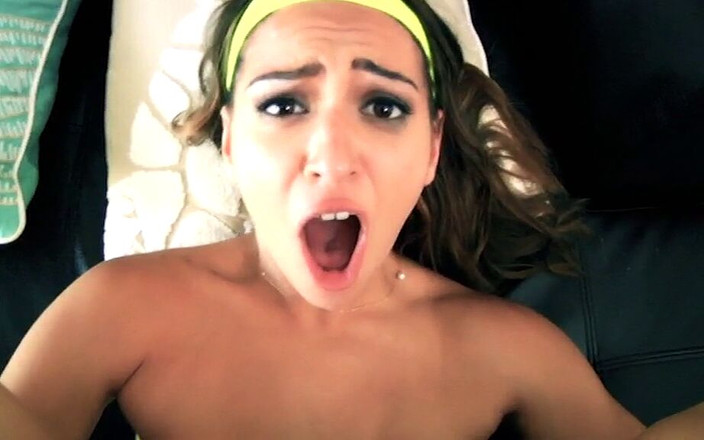 Magmafilm: Mick Blue knullar en söt tonåring med könshår