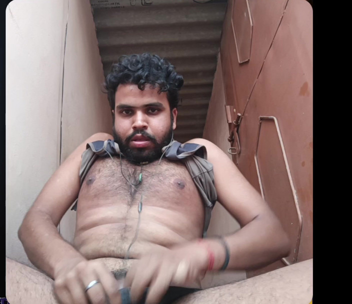 IsmaatDeva: 다른 핫한 소녀를 보고 사정하는 아름답고 매우 섹시하고 섹시한 소녀를 보면서 내 마음은 미쳤어