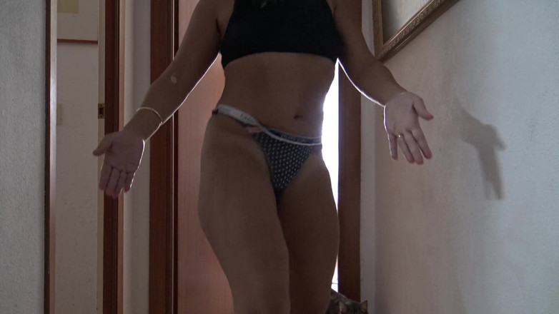 Souzan Halabi: Người vợ cuckold Ai Cập có lông âm hộ thích làm...