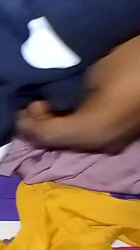 노란색의 파란색 팬티 블루 고우는