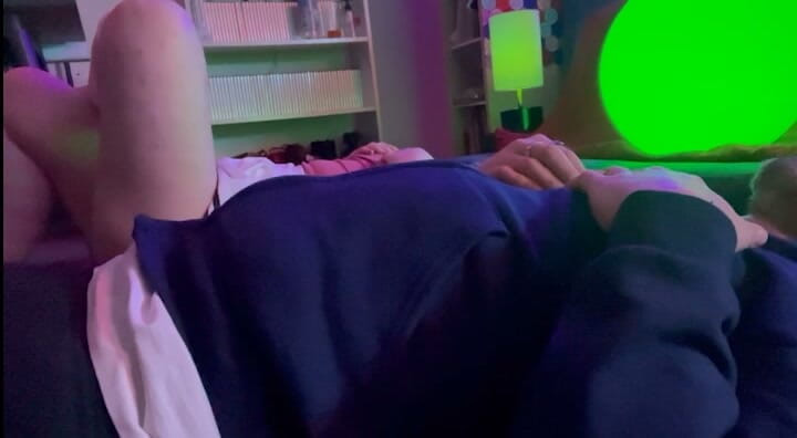 Shawna Panofka: Čichání koulí a sání ptáka!