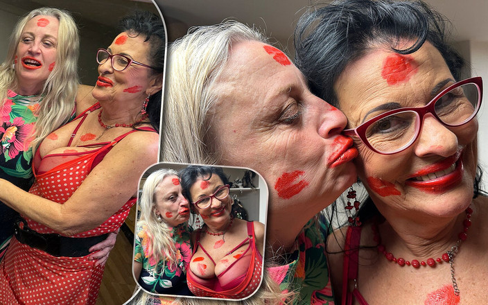 Lillian Black Funhouse: Lesbisch vingerplezier tot een orgasme