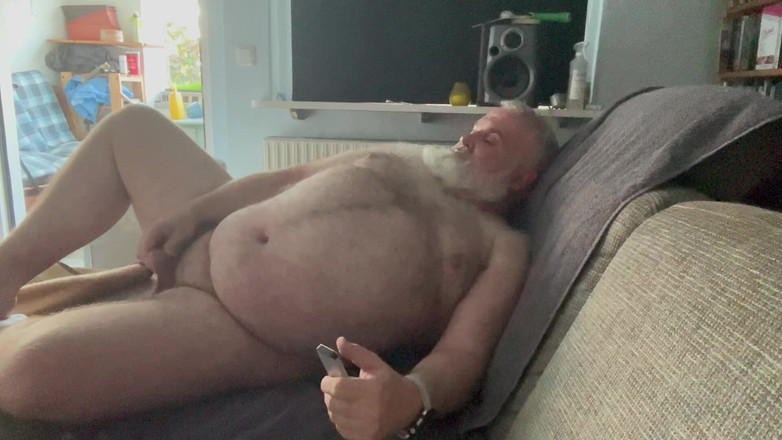 cuddlebearbln: Penyihir di sofa 8