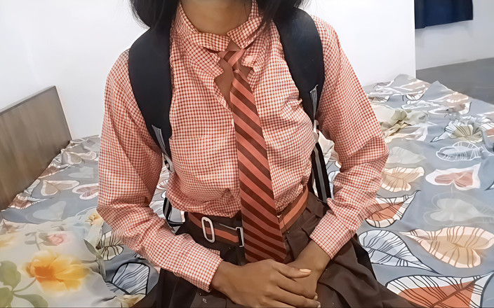 HotSihvani63: Une indienne desi se fait baiser 