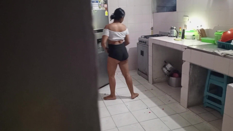 NatalyGirl: Vlog Video: I Film My Beautiful Brunette Stepsister so I...