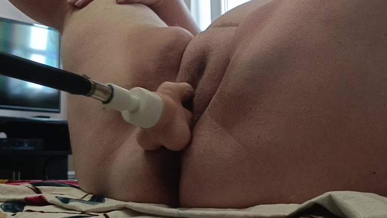 Zona901: Girlfriend's Big Pussy and Sex Machine