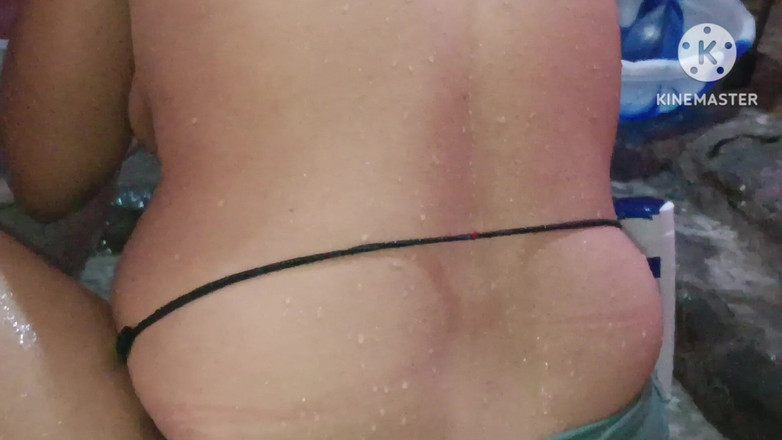 Anita yadav: Приймаю ванну